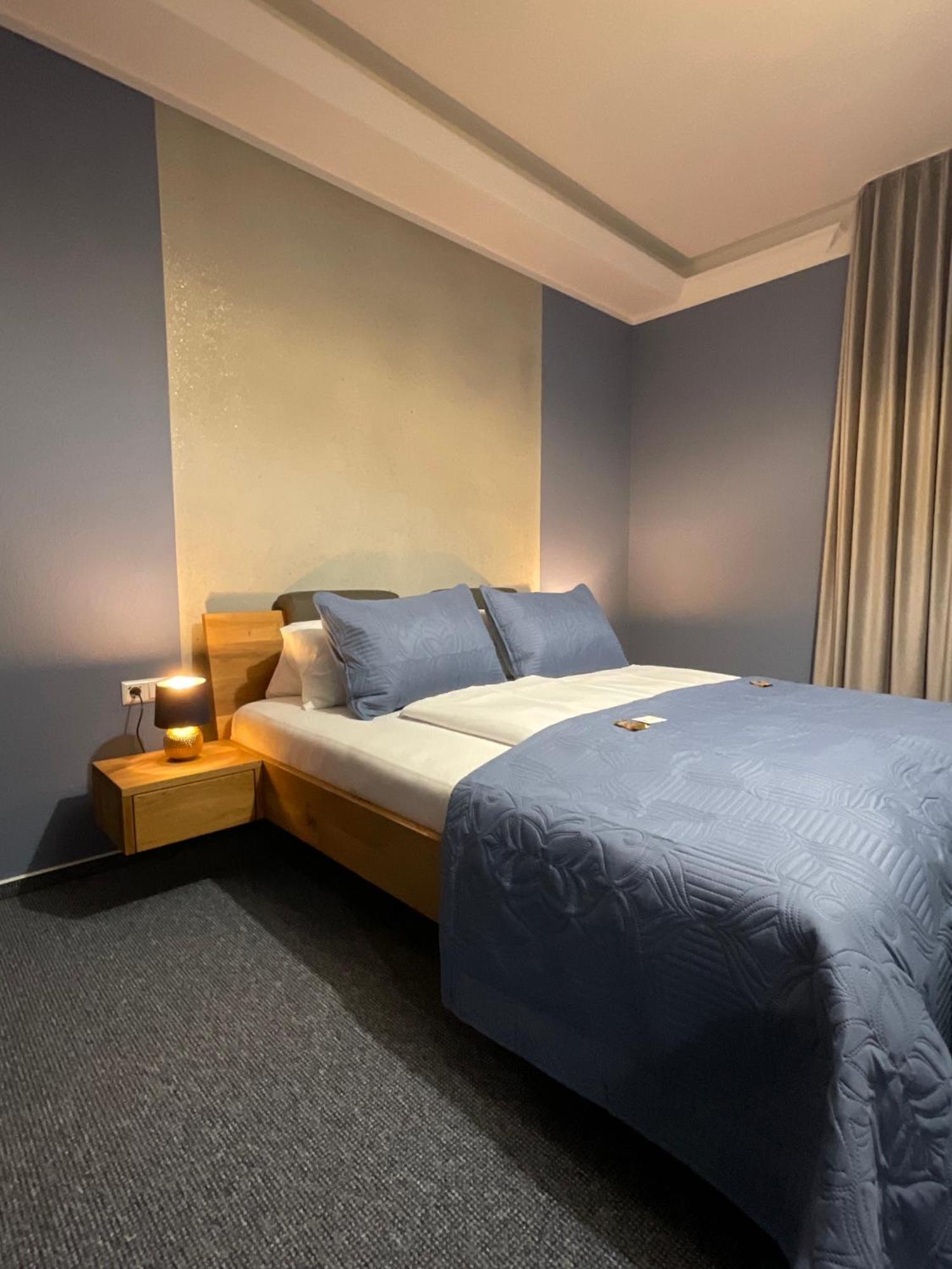Hotel Residenz Luxury Apartments Metzingen  Exterior photo