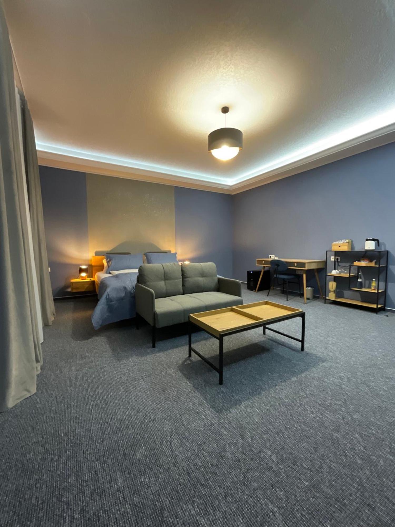 Hotel Residenz Luxury Apartments Metzingen  Exterior photo